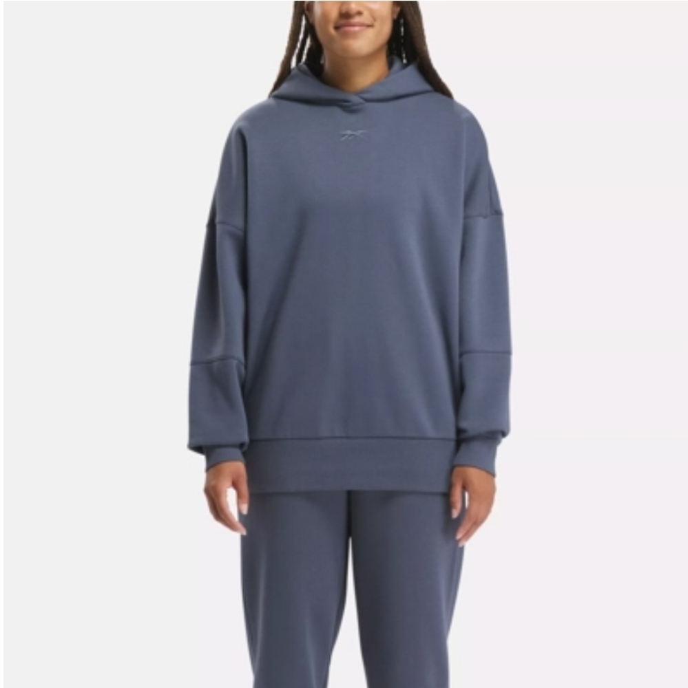 Reebok Lux Oversized Hoodie